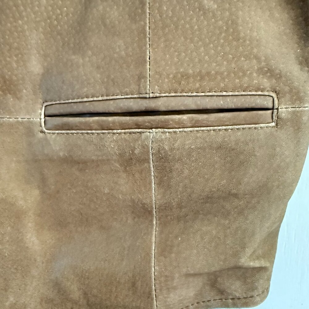 Vintage Wilsons Genuine Brown Leather Vest with Snaps and Adjustable Back - Picture 5 of 13